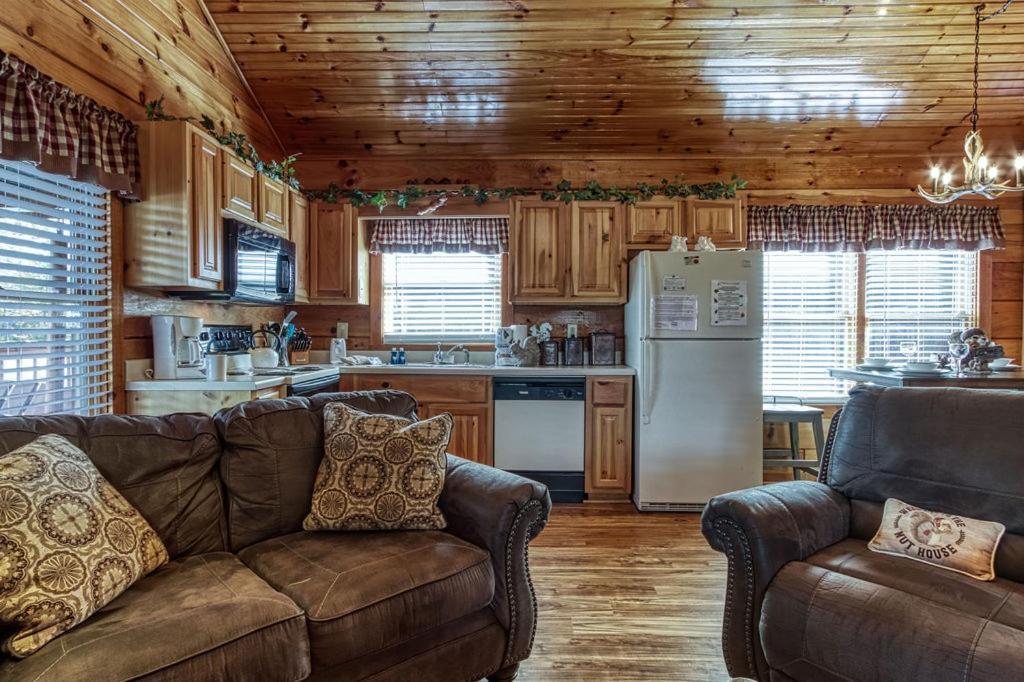 The Nut House, Hot Tub, Game Room, Wifi, 1089 Free Tickets Each Paid Day, Dollywood And More! Пиджен-Фордж Экстерьер фото